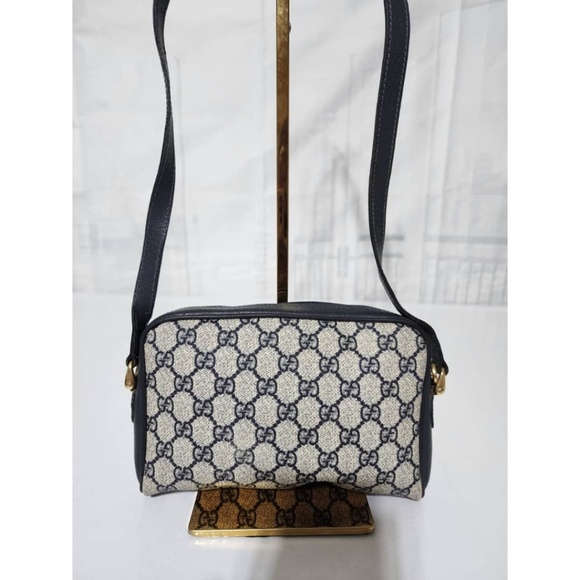 Gucci Black and White Crossbody Bag - Picture 5 of 15